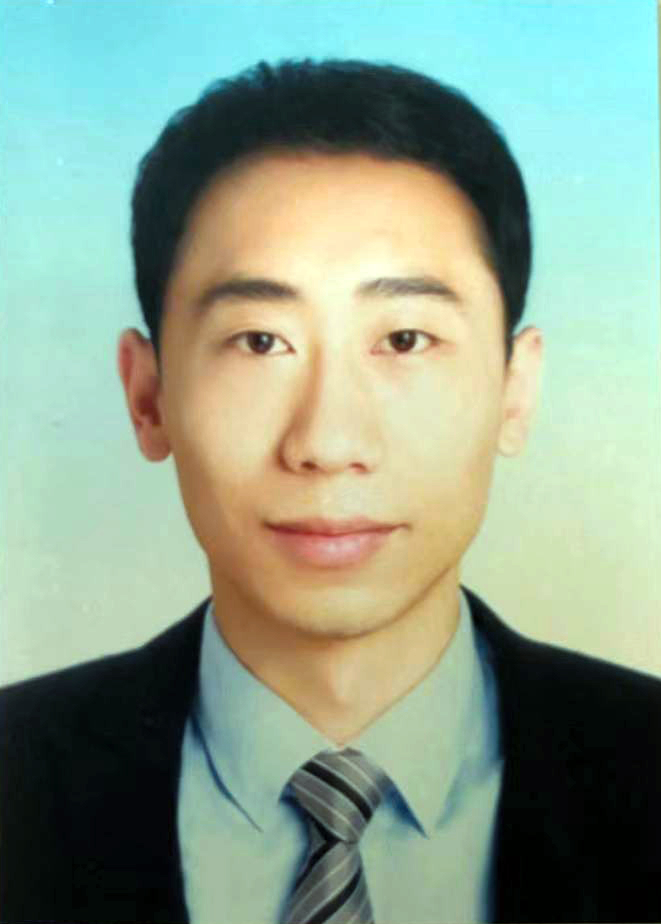 Photo-Dalin Zhang.jpg